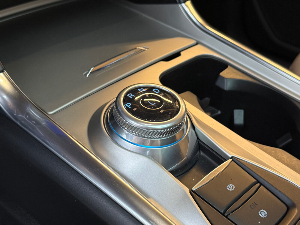 Ford Explorer 2022 - 10