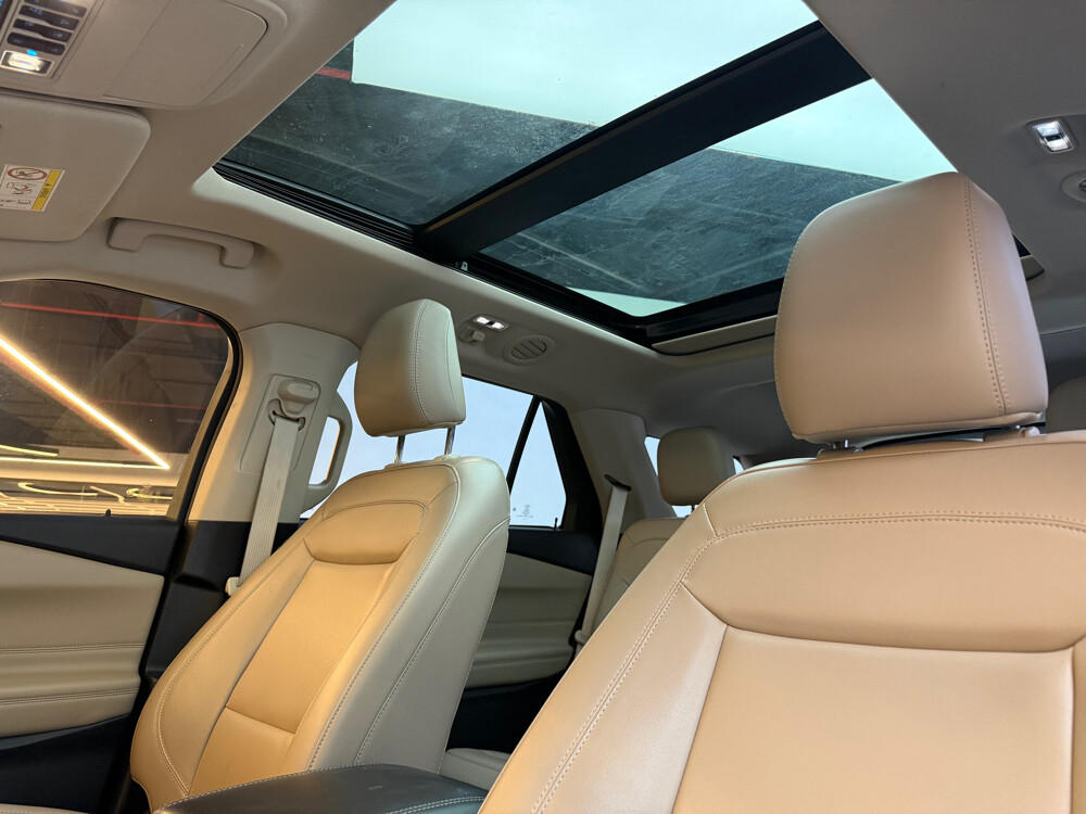 Ford Explorer 2022 - 6