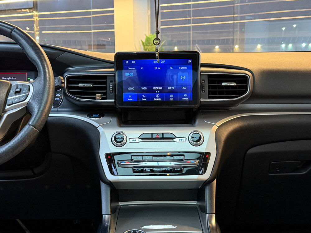 Ford Explorer 2022 - 18