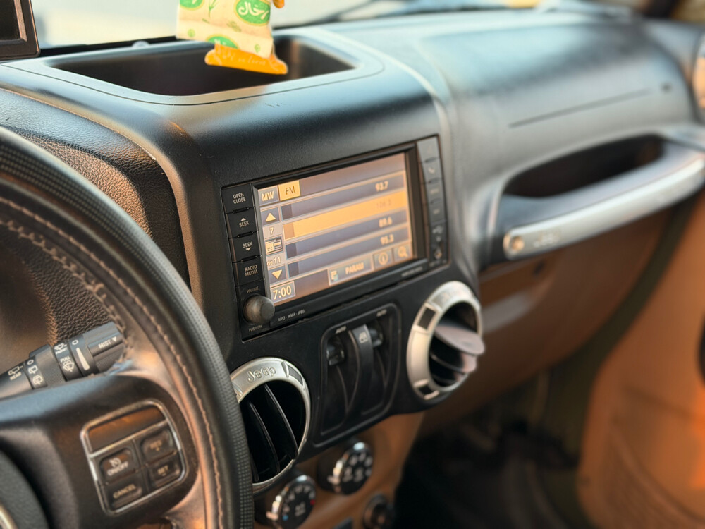 Jeep Wrangler  - 2