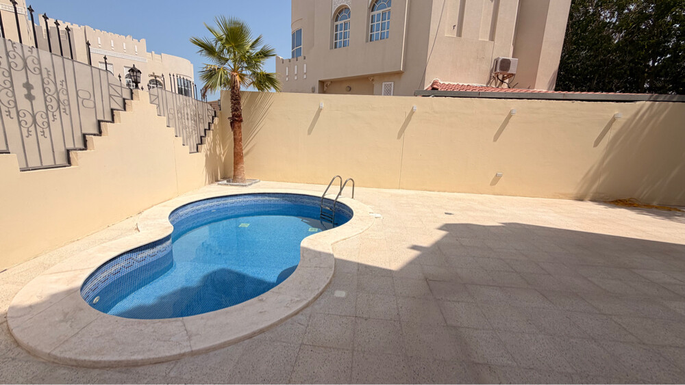 villa for rent in lagoon - 3