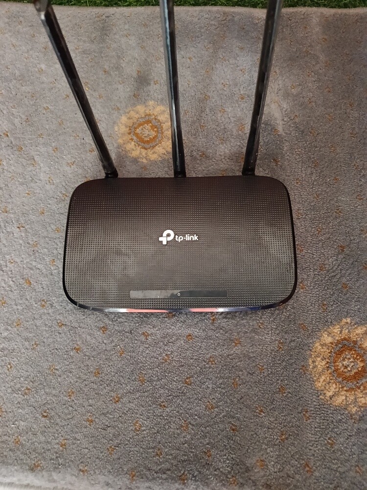 TP-Link router - 3