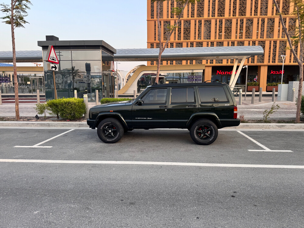 1998 Jeep Cherokee XJ Sport 4x4  - 2