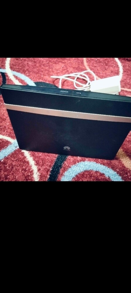 HUAWEI SIM CARD ROUTER - 1