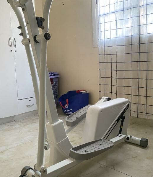 Elliptical Trainer - Excercise Bike - 3