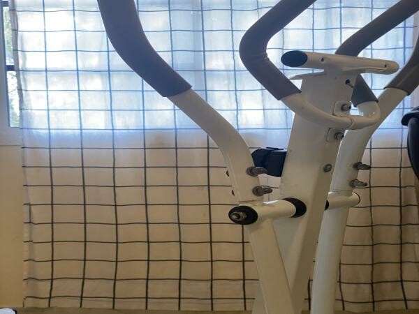 Elliptical Trainer - Excercise Bike - 4