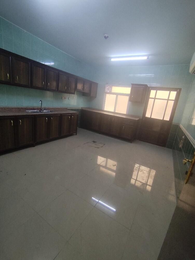 Villas for rent in Umm Salal Ali - 7