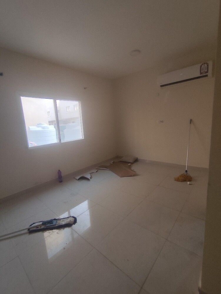 Villas for rent in Umm Salal Ali - 8