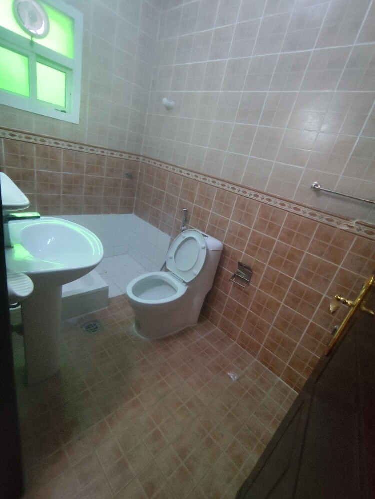 Villas for rent in Umm Salal Ali - 9