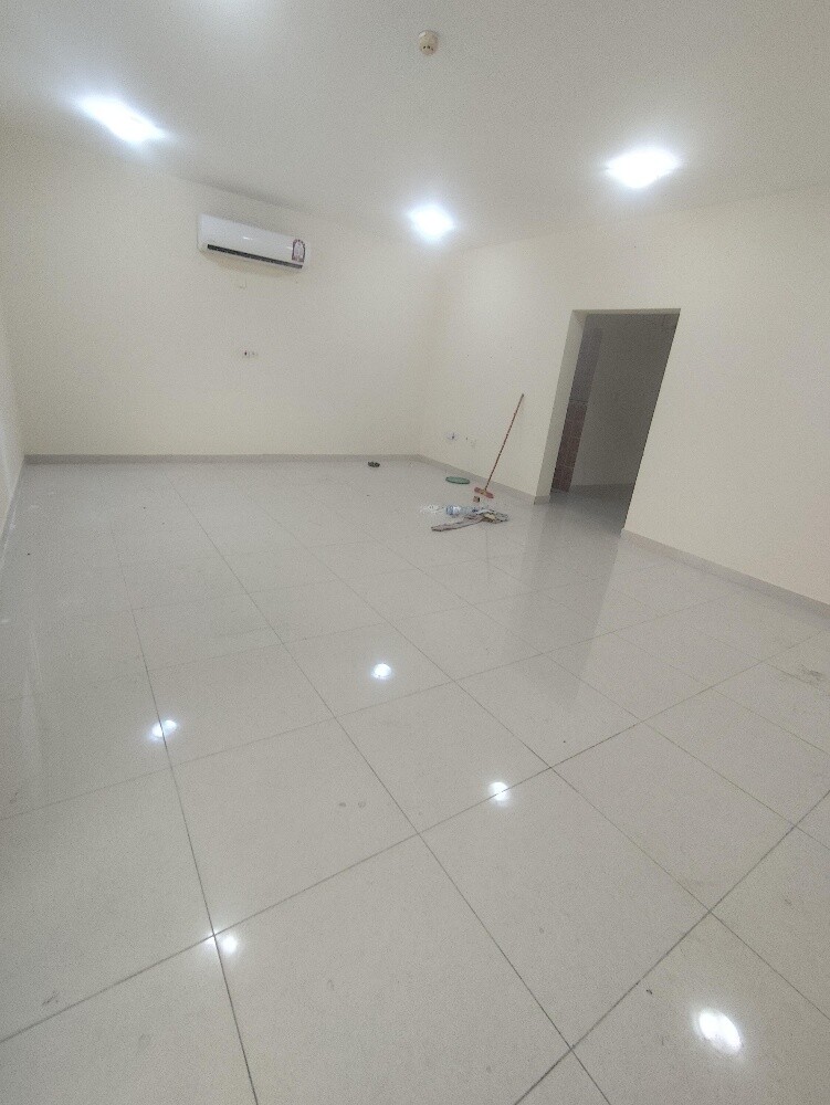 Villas for rent in Umm Salal Ali - 2