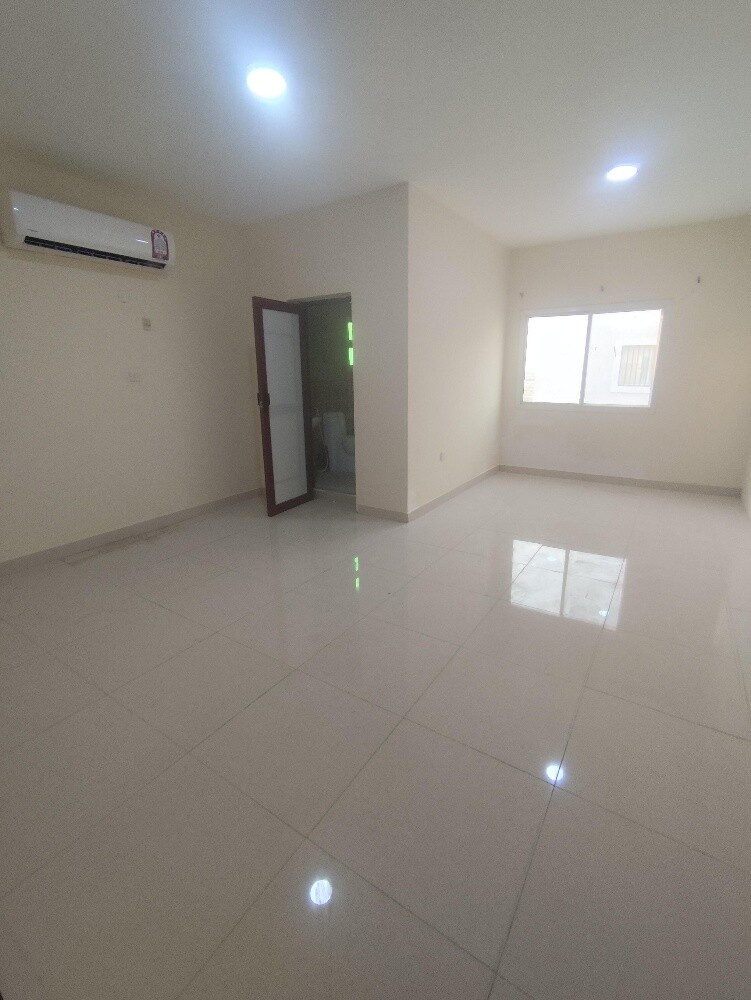 Villas for rent in Umm Salal Ali - 12