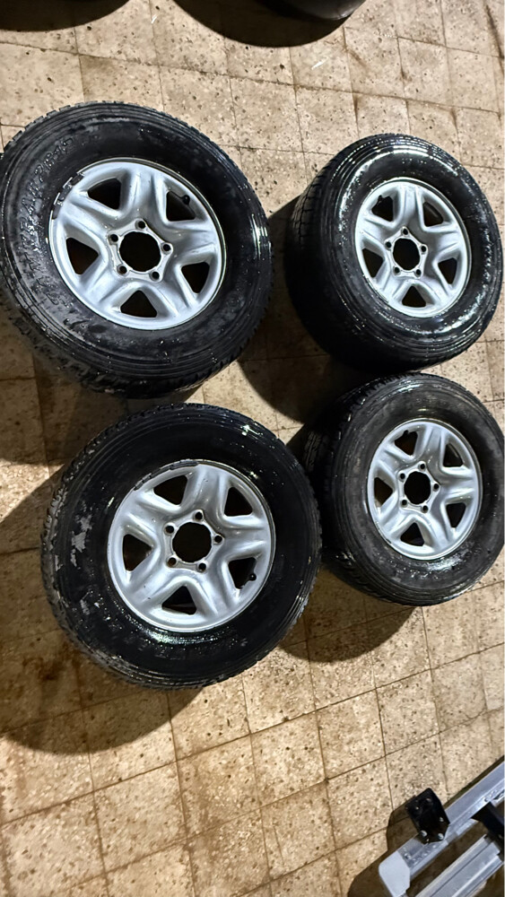 Land Cruiser/ LX570 rims for sale - 1