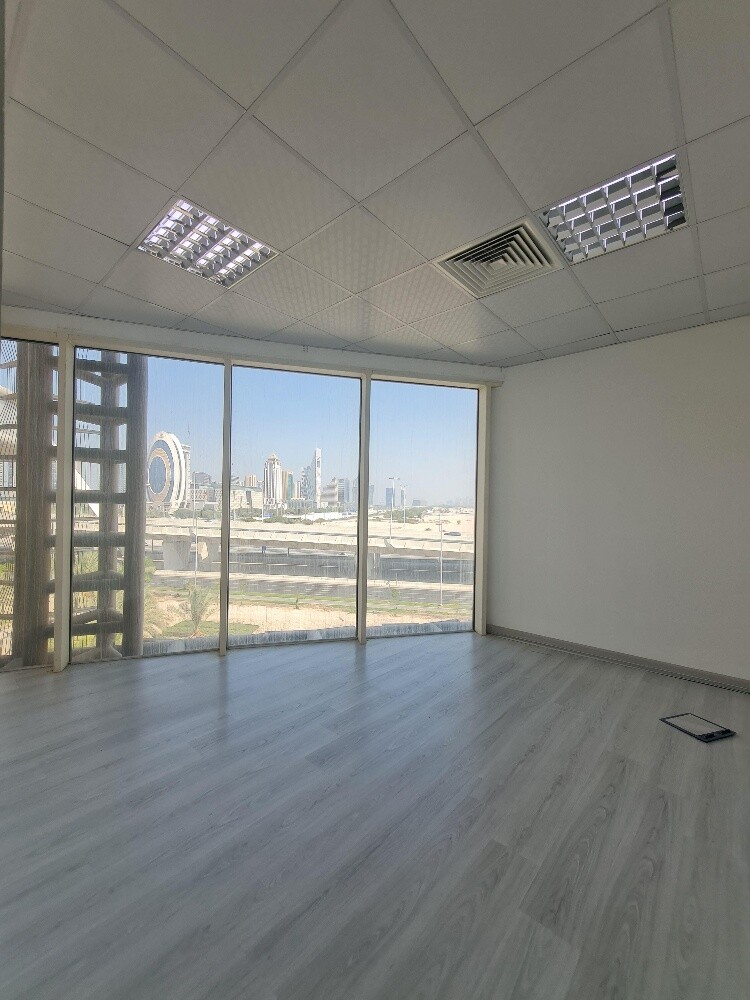 مكاتب للإيجار مقسم وجاهز - 2