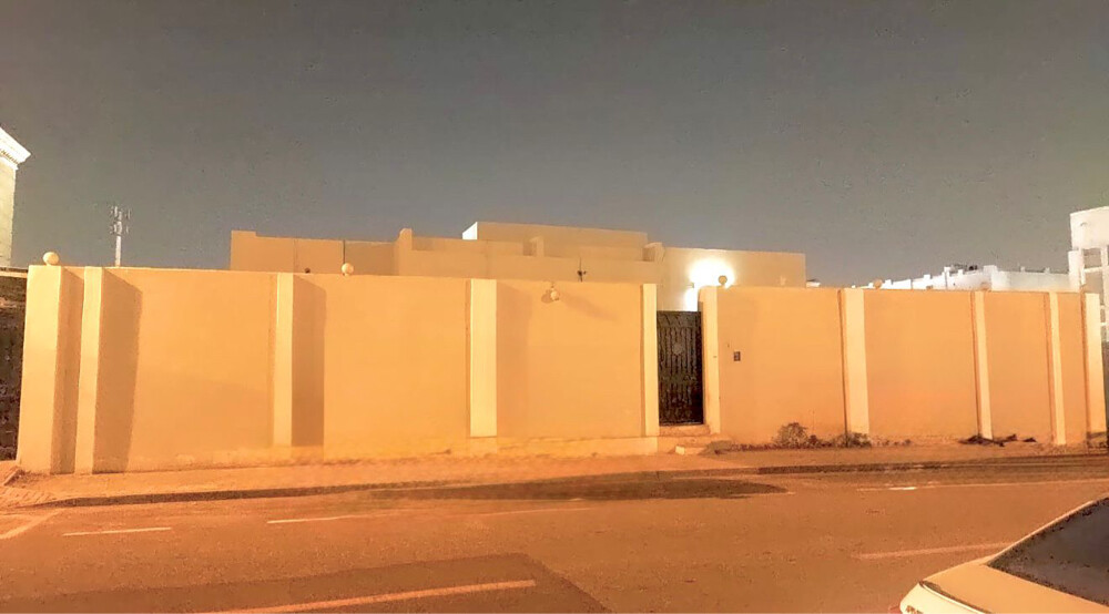 للبيع بيت شعبي مؤجر بالريان - 1