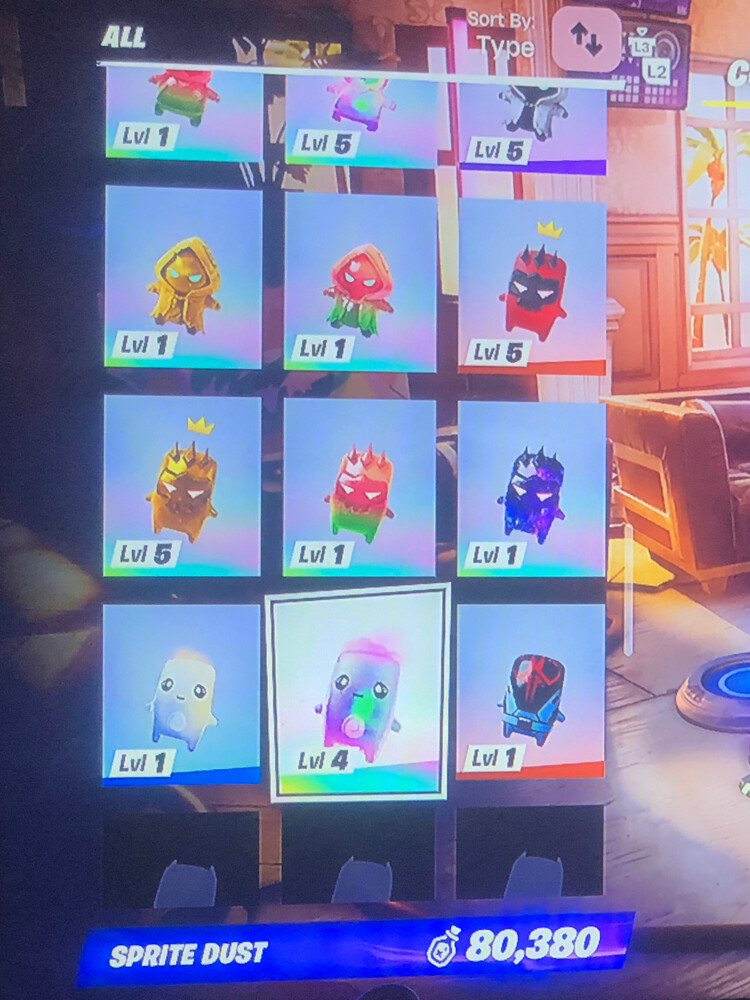 سوني و حساب فيه اشياء فورت و روكت - 11