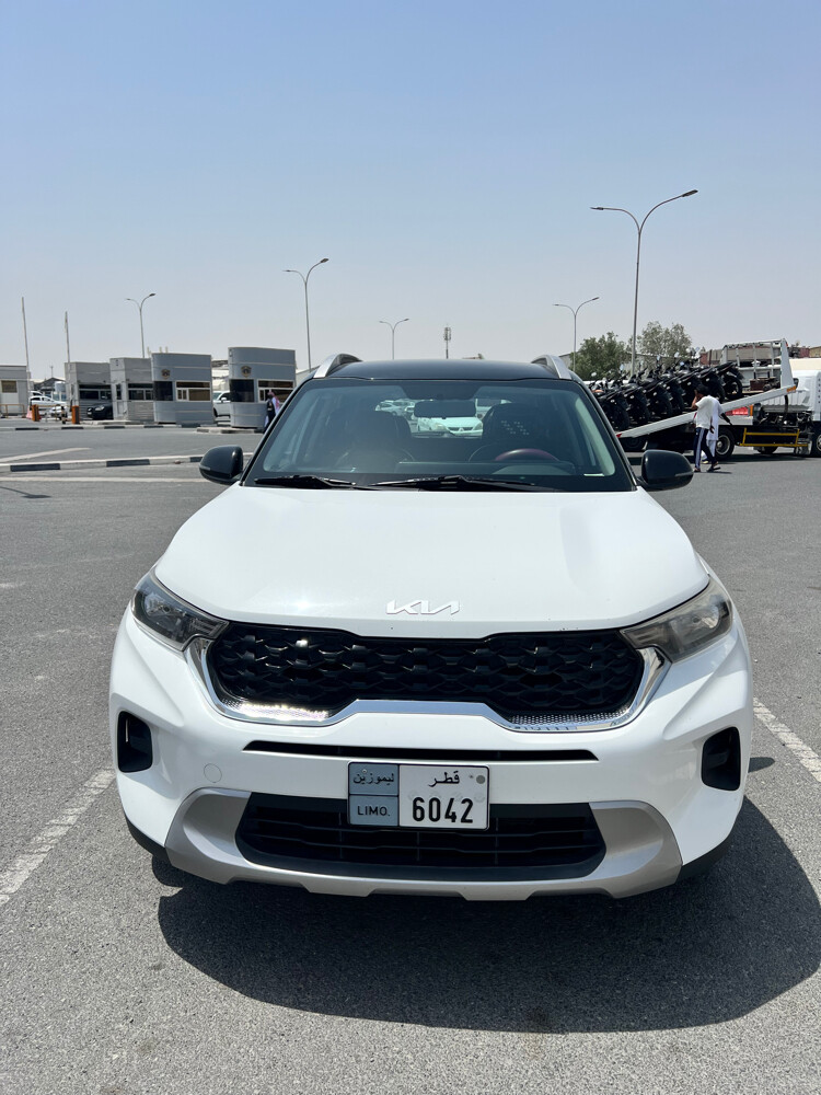 Kia Sonet - 1