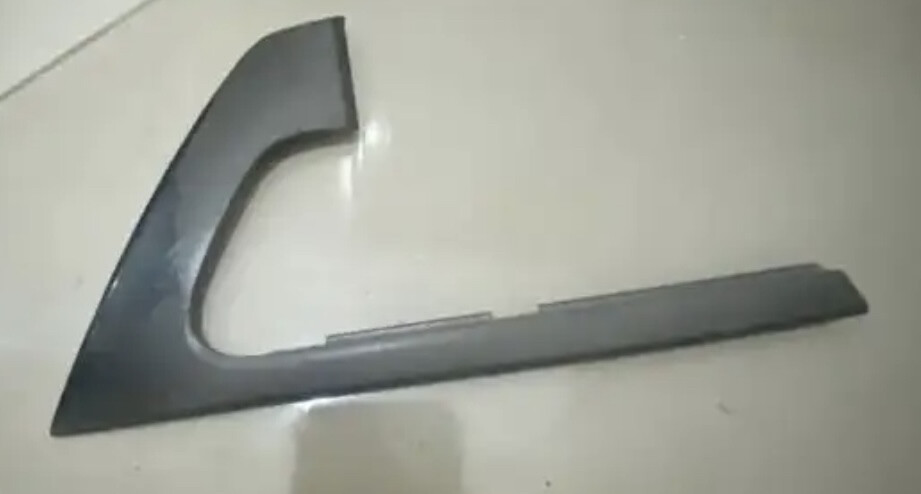 قطع غيار في اكس ار 2009 - 2011 - 15