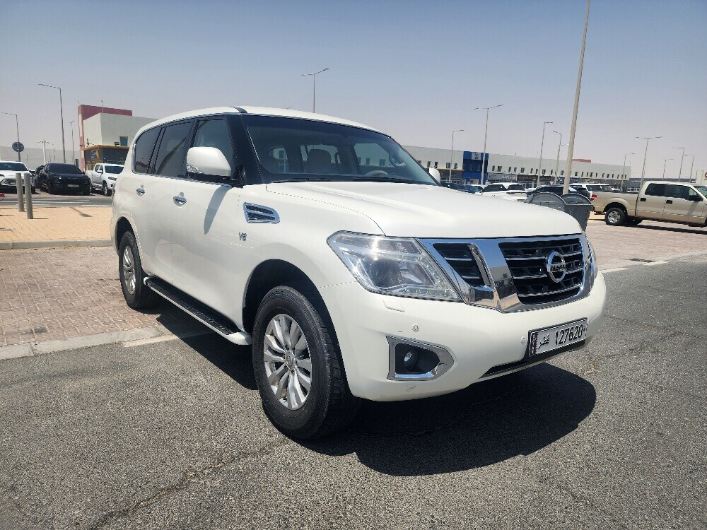 Nissan SE 2015 White  - 6