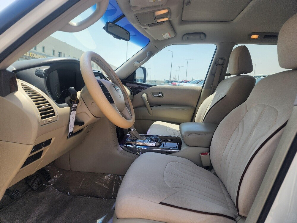 Nissan SE 2015 White  - 8