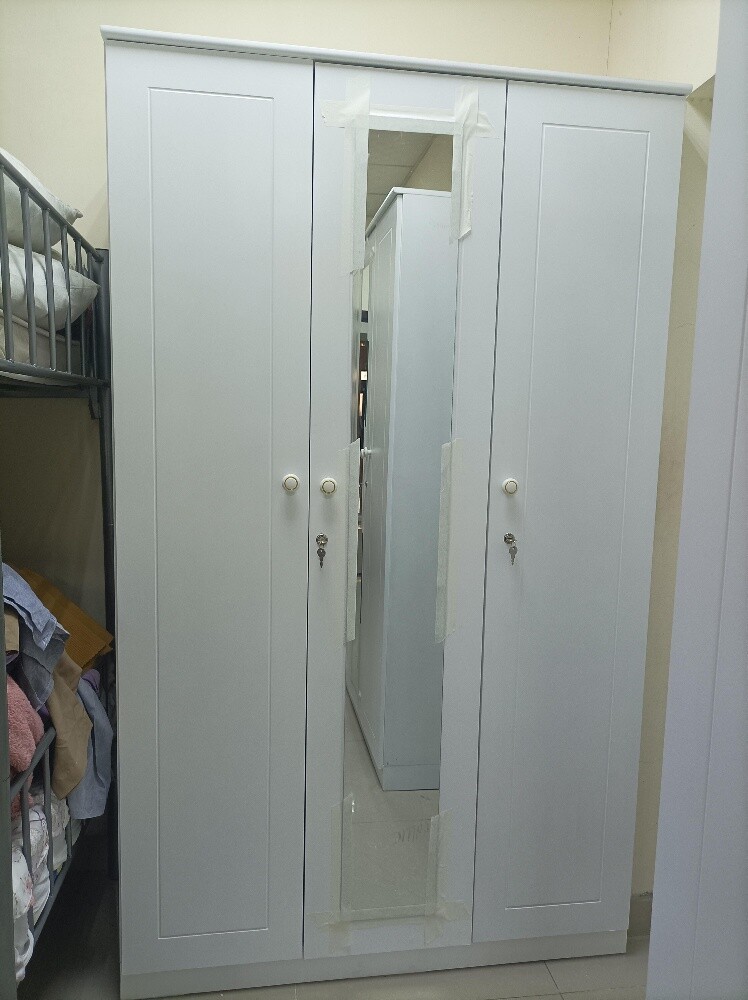 3 Door cabinet available - 3