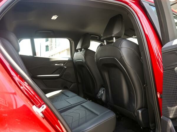 BMW X2 18i 2025 - 8