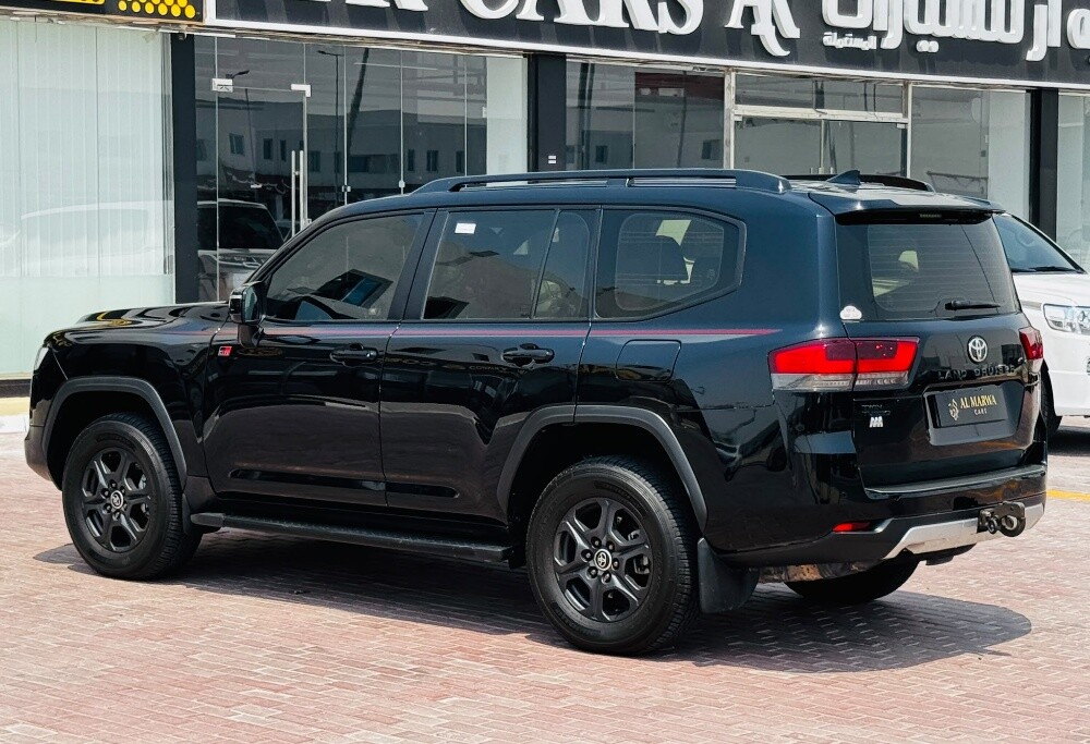 تويوتا جي ار - 8