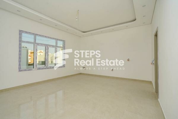 Villa for sale in Al Wukair - 3