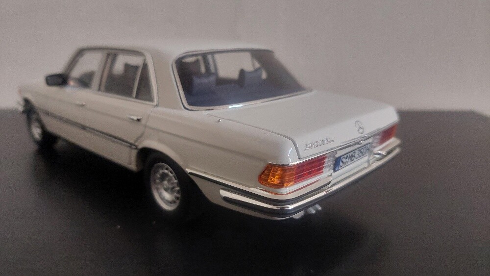 76 MB 350SEL model car - 3