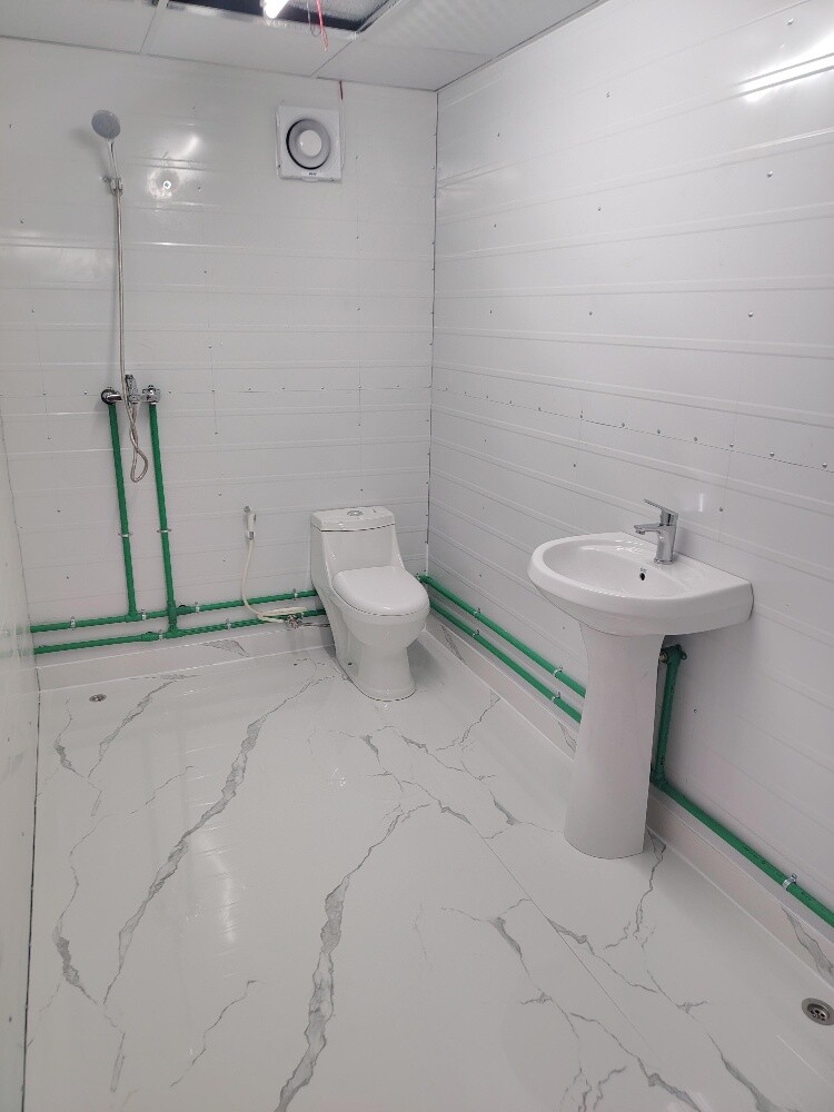 room ketechin toilet store - 9