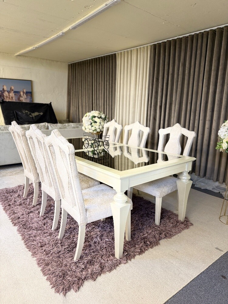 Luxurious 6 chair dining table sale - 1