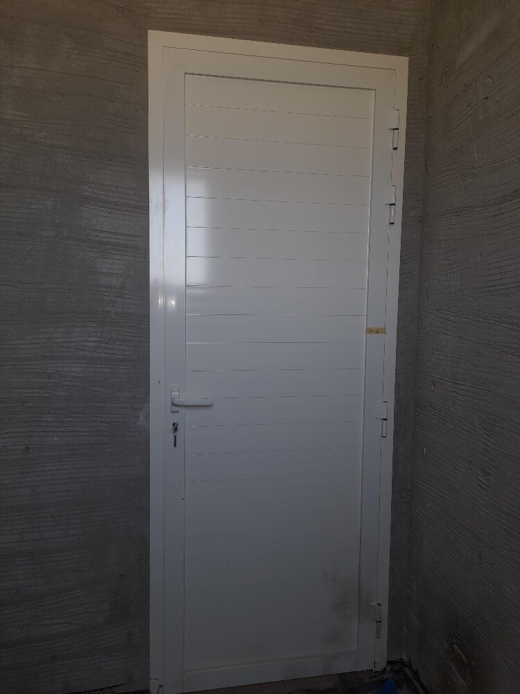 Glass and aluminum foreman, glass a - 3