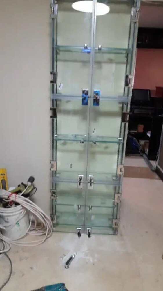 Glass and aluminum foreman, glass a - 13