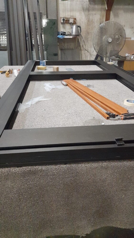 Glass and aluminum foreman, glass a - 7