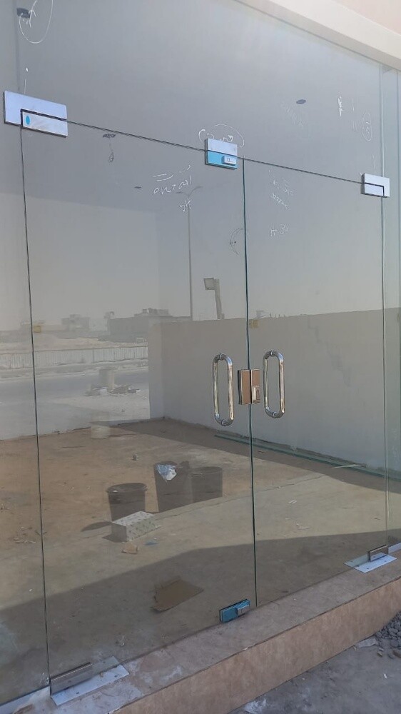 Glass and aluminum foreman, glass a - 11