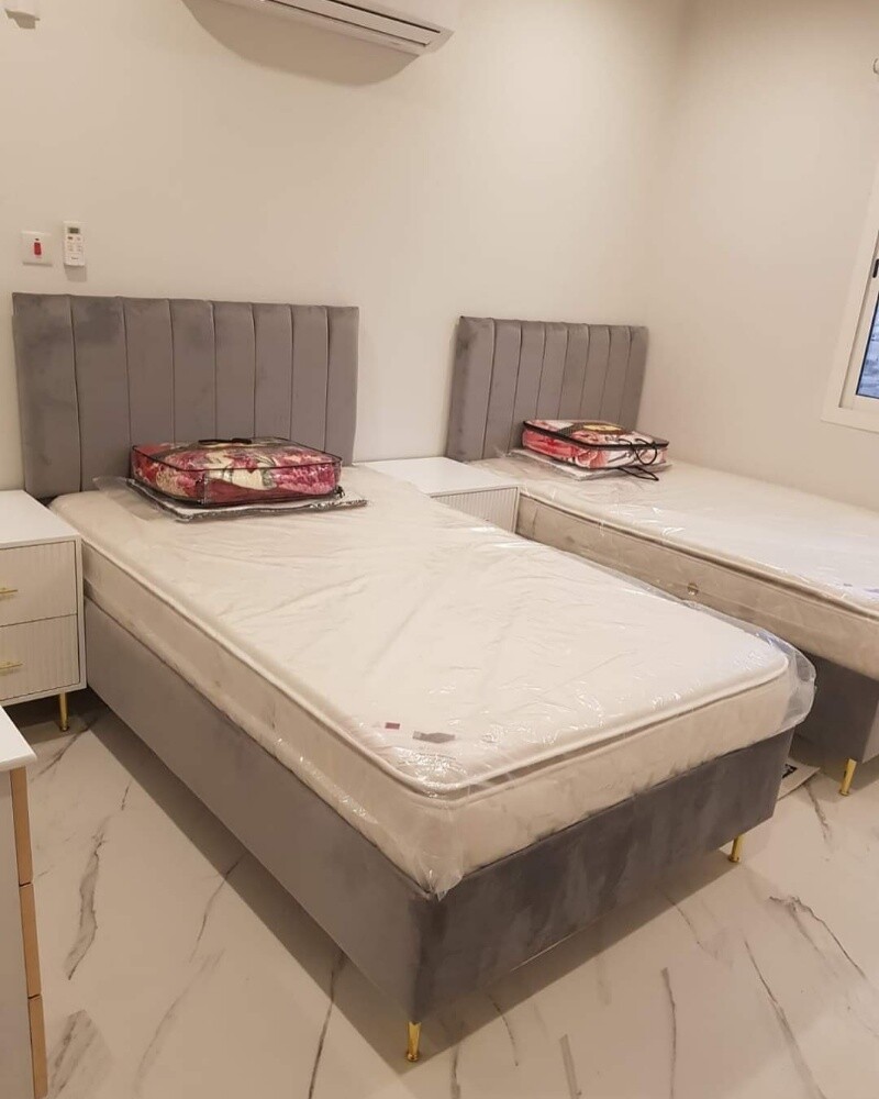 Bed or matrass available - 13