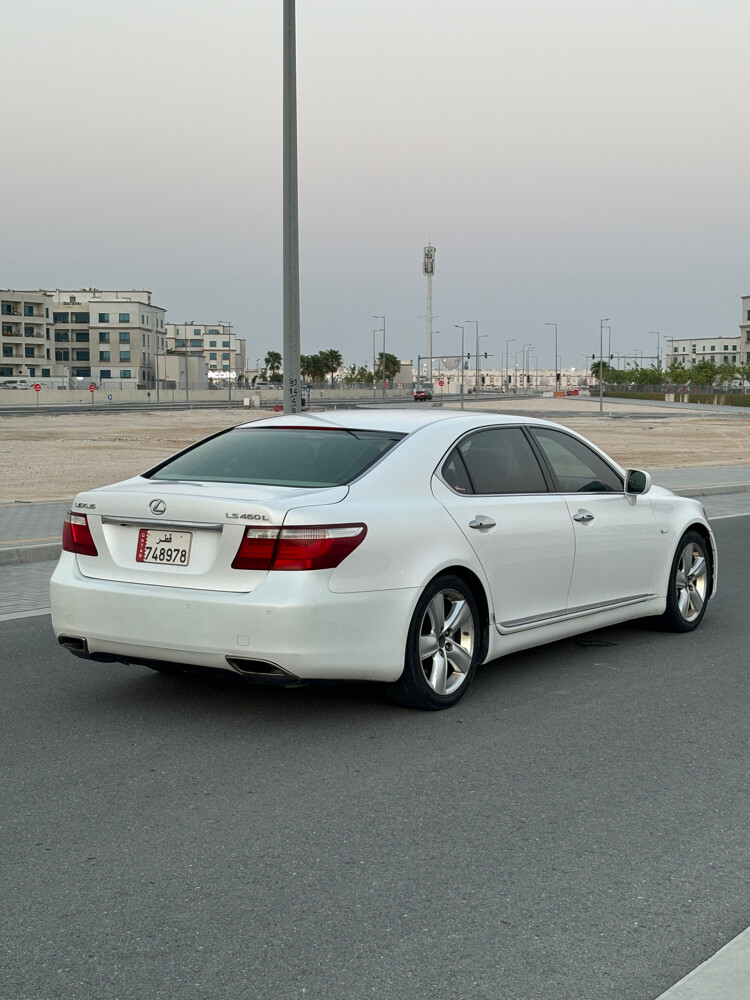 lexus ls 460 L - 4