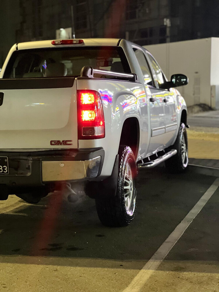 GMC Sierra 2500HD - 4