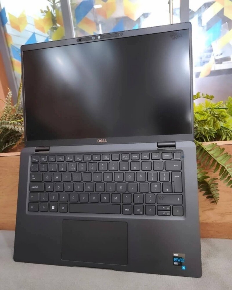 Dell Latitude 7420  Premium Busine - 3