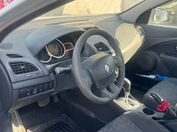 RENAULT FLUENCE 2015 - 4