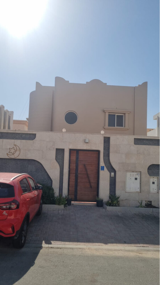 للبيع فيلا بالمعموره - 1