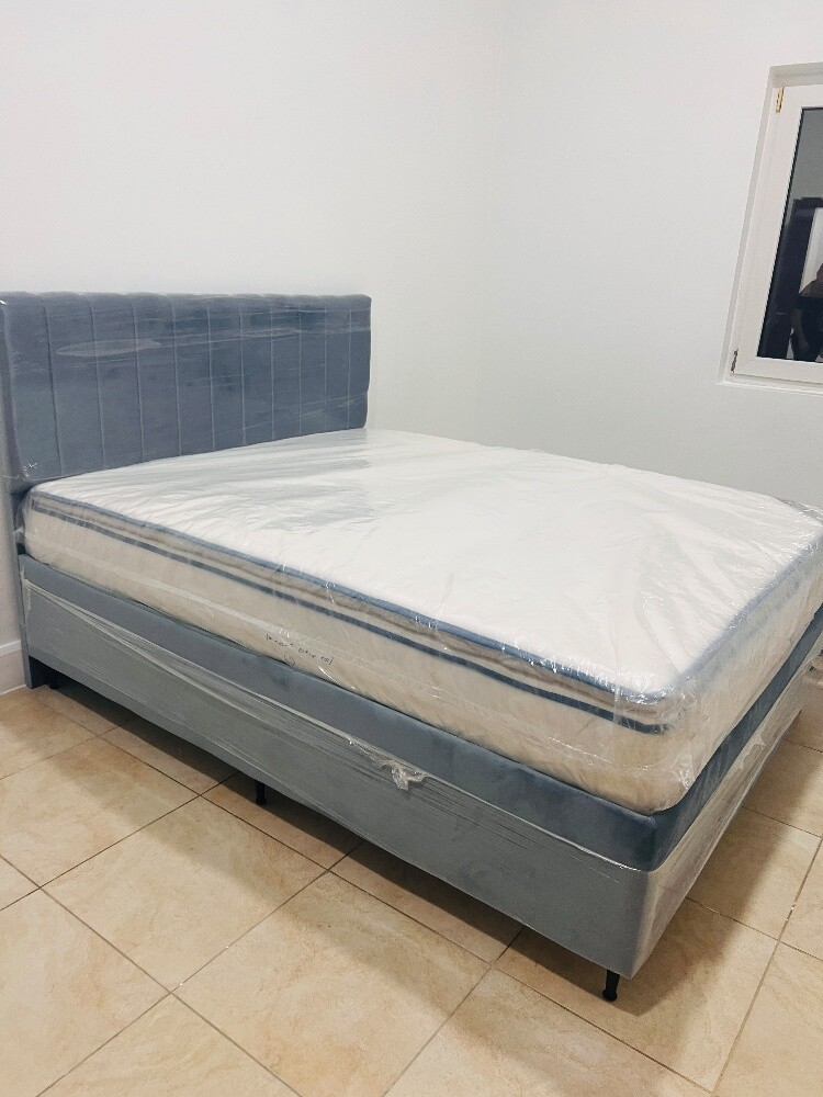 Bed and mattress size available - 1