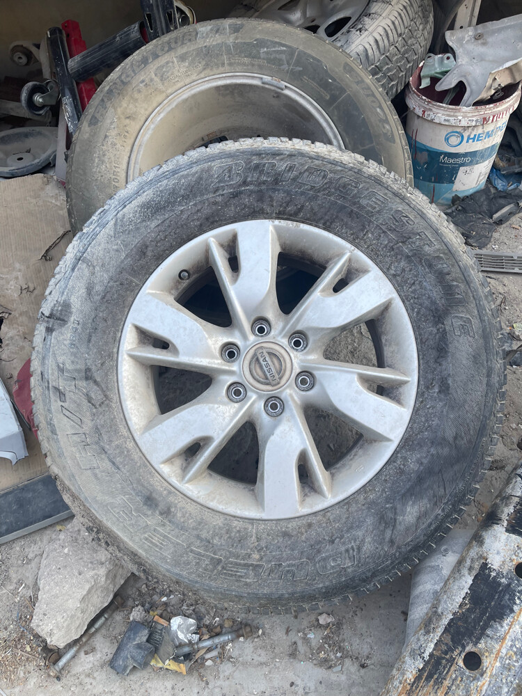 NISSAN PATROL RIMS - 1