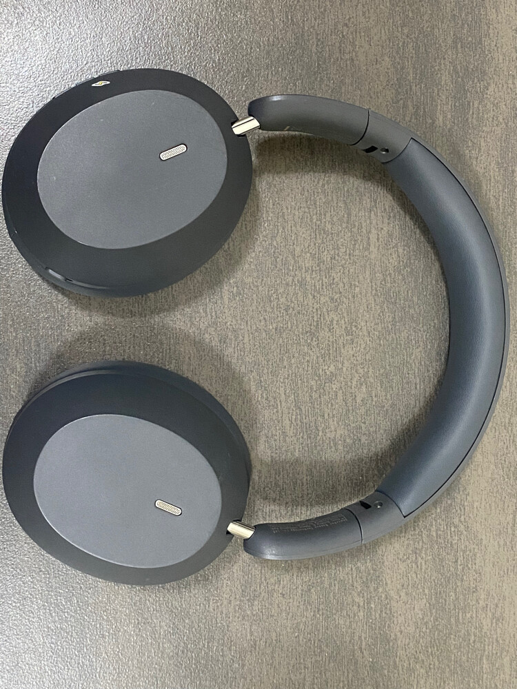 Baseus Bass 35 Wireless Headphones - 1