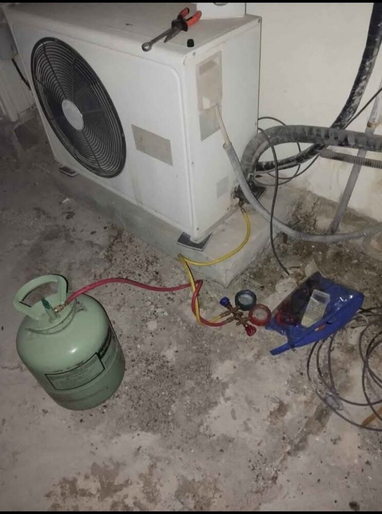 أعمل في صيانة أجهزة التكييف والثل - 4