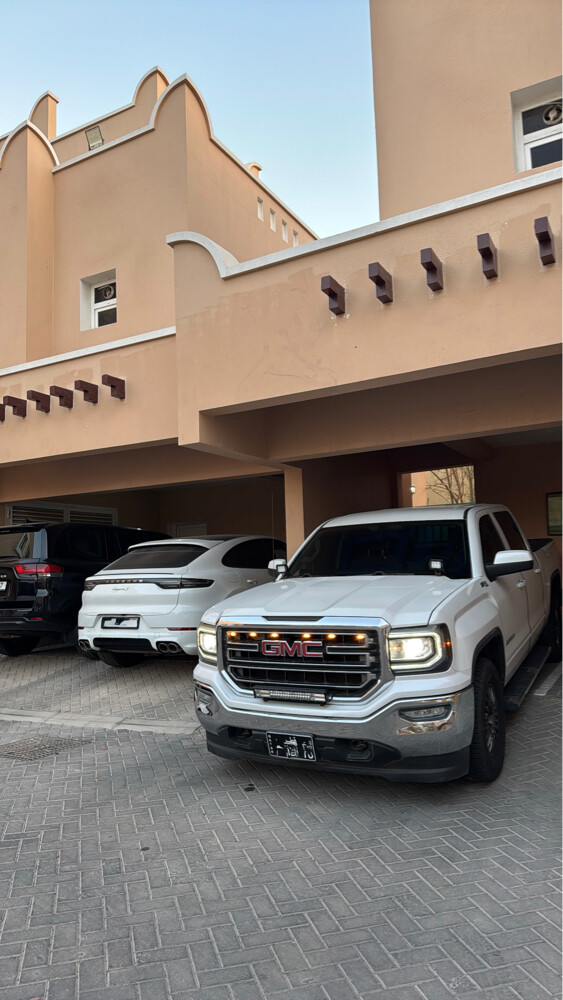 gmc sierra  - 1