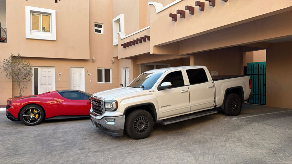 gmc sierra  - 2