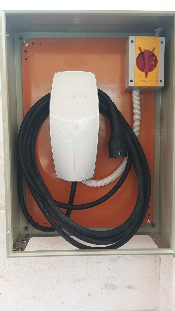 All elictric car charger installati - 11