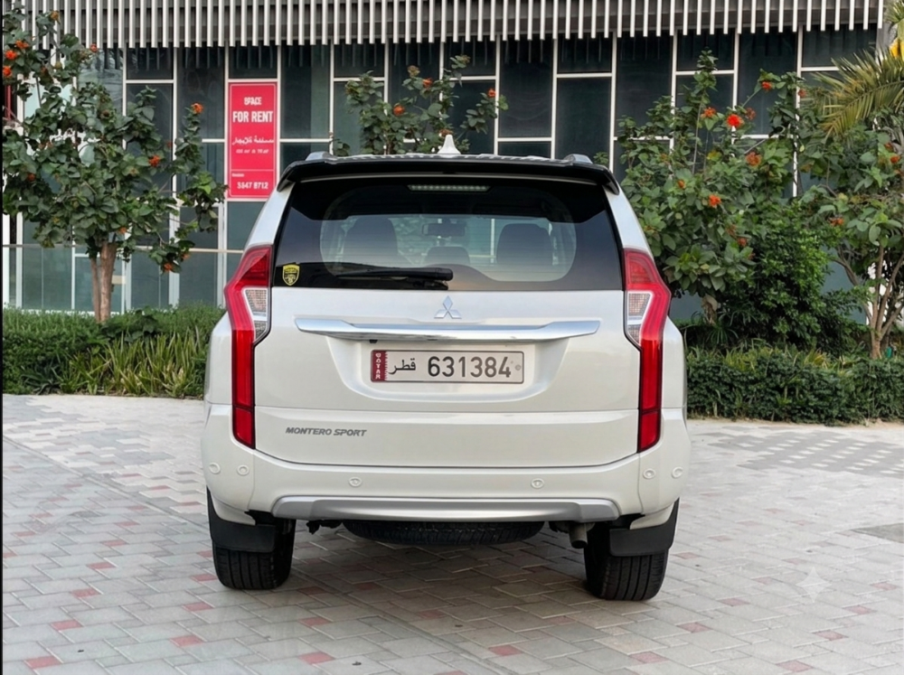 Mitsubishi Montero Sport 2019 - 4