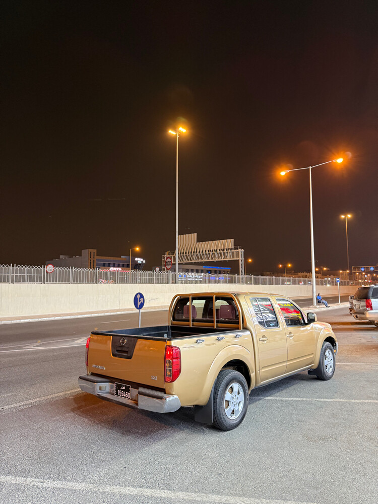 نيسان نيفارا للبيع  - 6