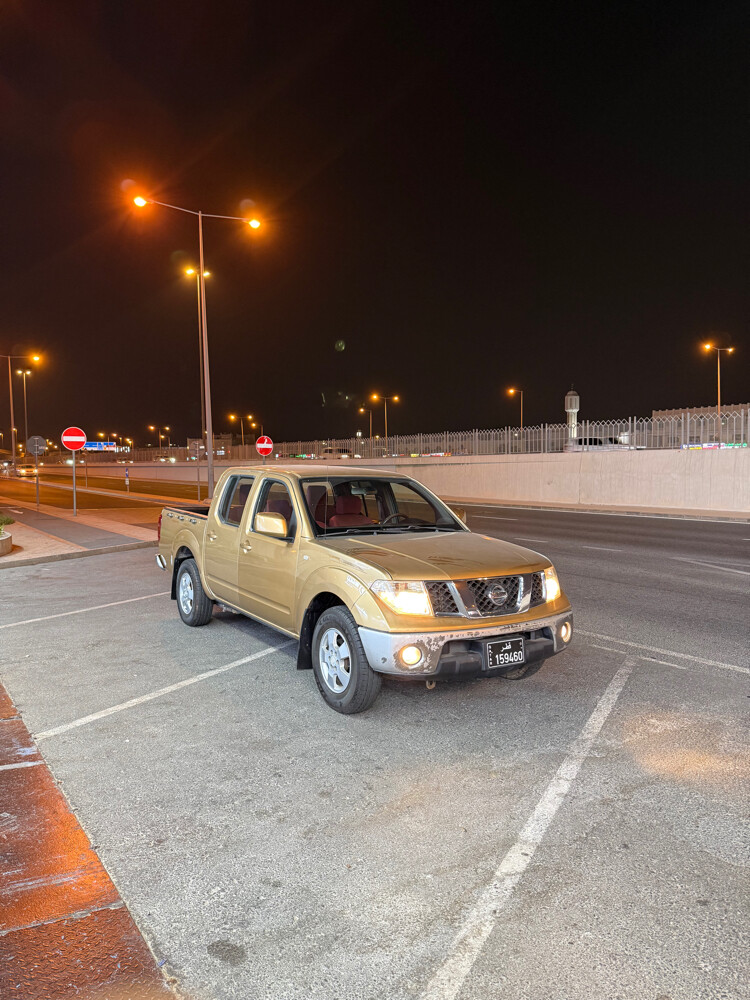 نيسان نيفارا للبيع  - 1